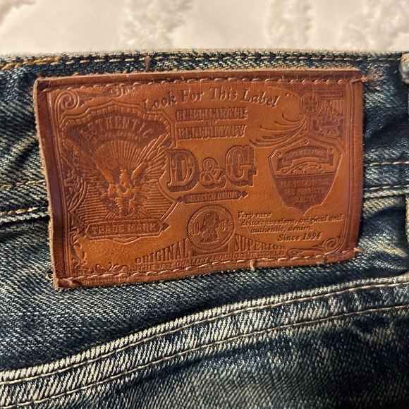 Men’s original Dolce and Gabbana

Size 32x32

Only worn once. - Picture 5 of 6